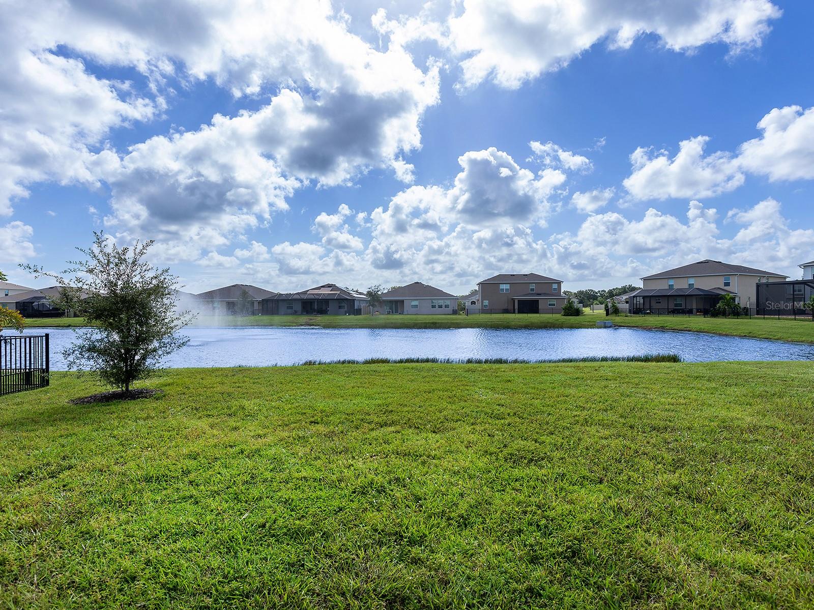 5211 Tannin Ln Property Photo 2