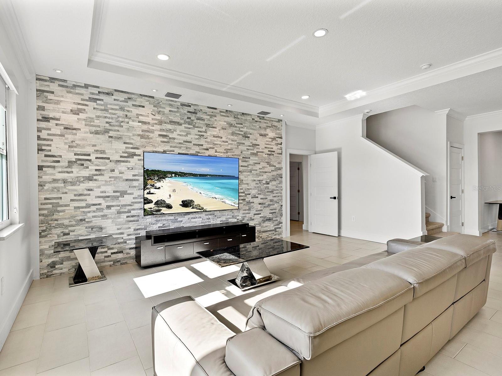 5211 Tannin Ln Property Photo 8