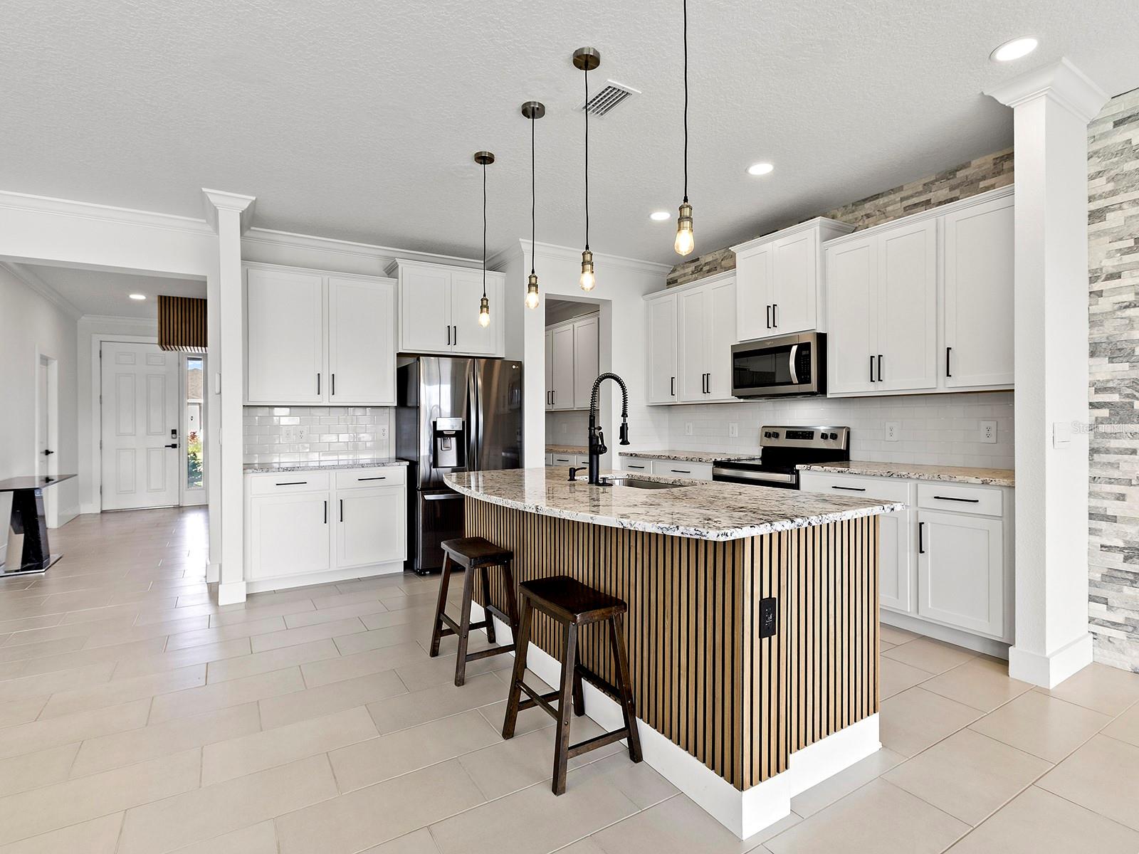 5211 Tannin Ln Property Photo 13