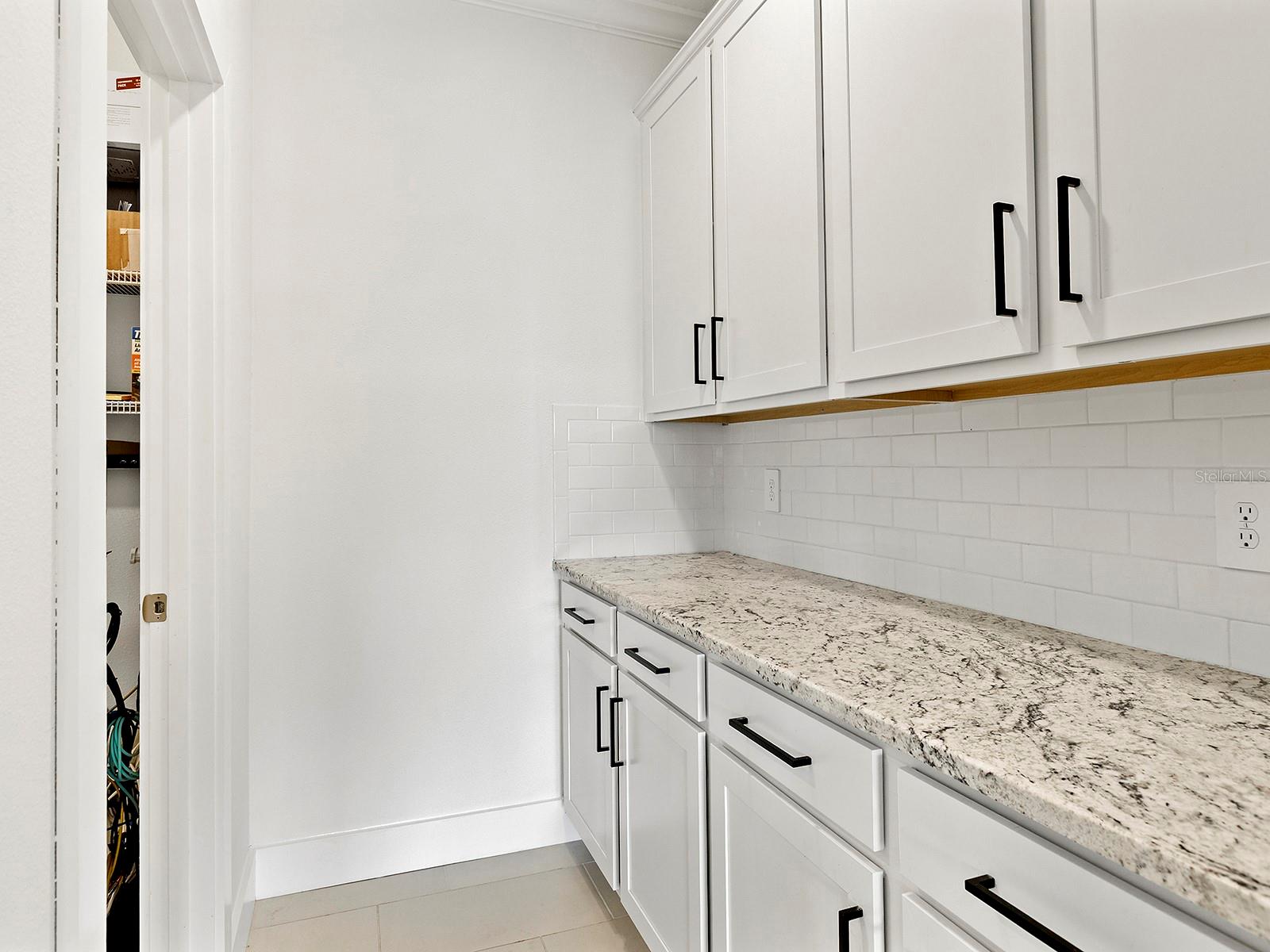 5211 Tannin Ln Property Photo 16