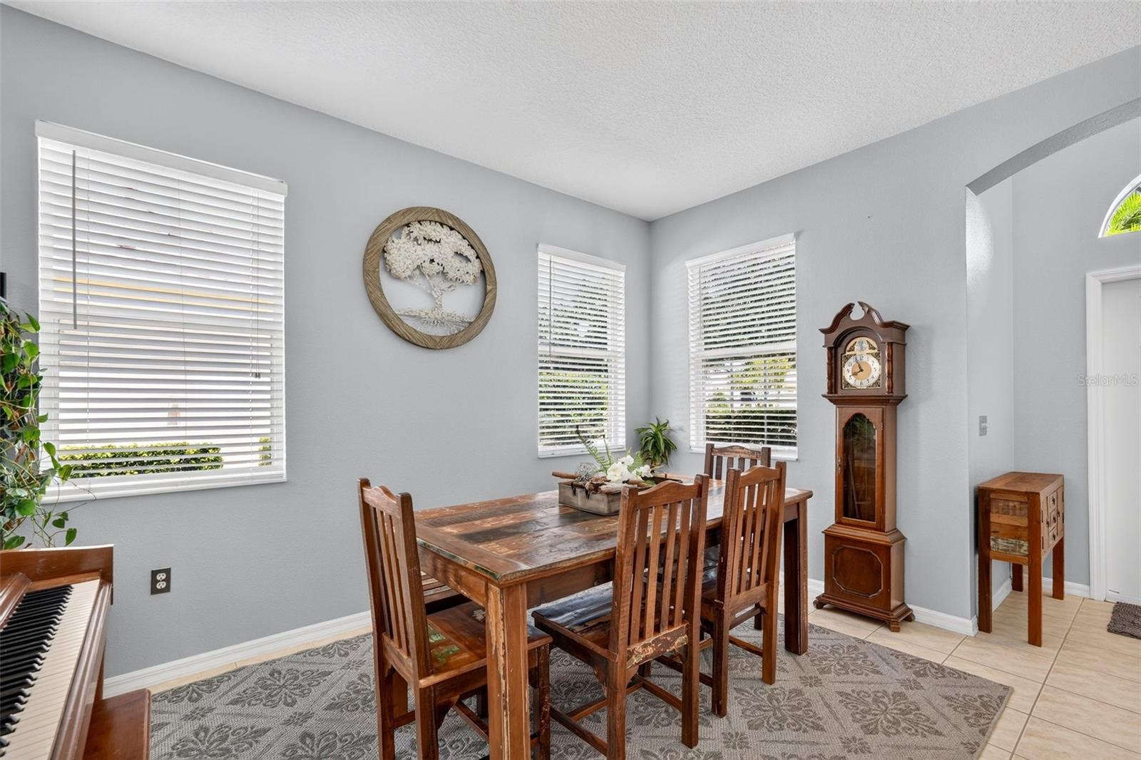 6218 Blackdrum Ct Property Photo 6