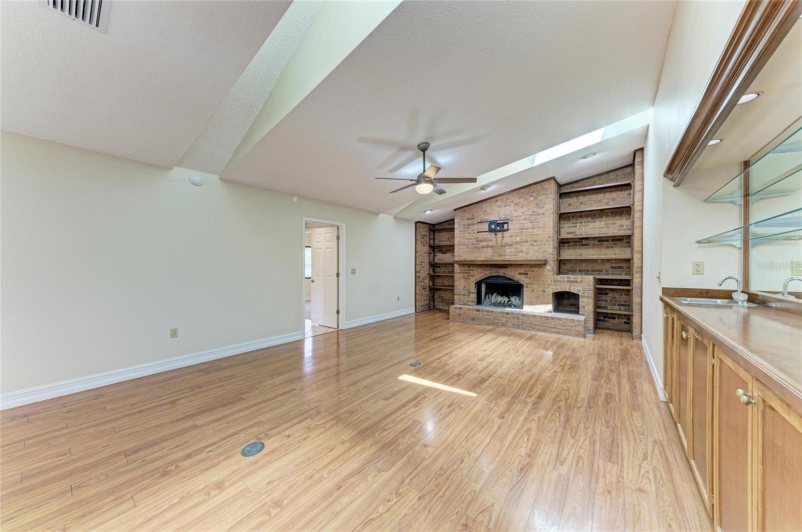 212 68th St Nw Property Photo 11