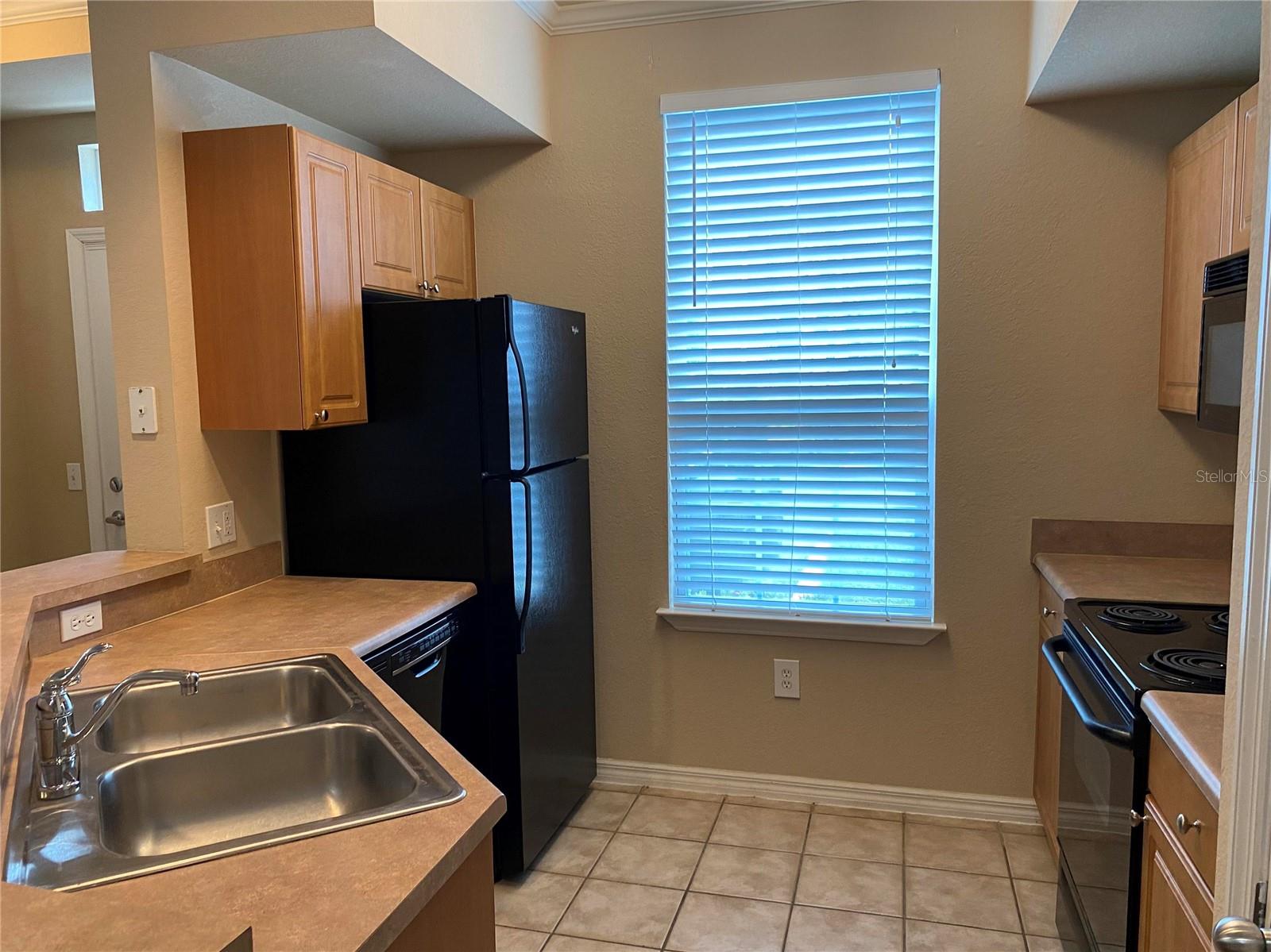 5550 Rosehill Rd #102 Property Photo 5