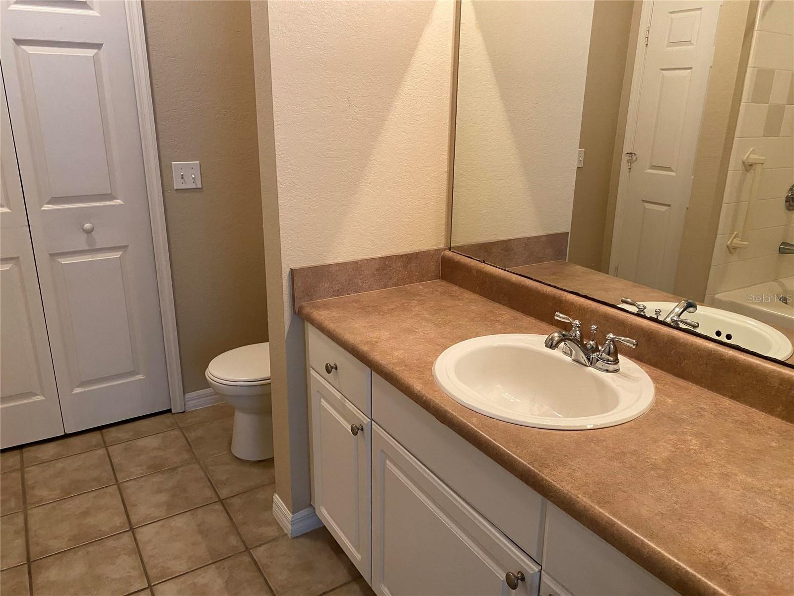 5550 Rosehill Rd #102 Property Photo 8