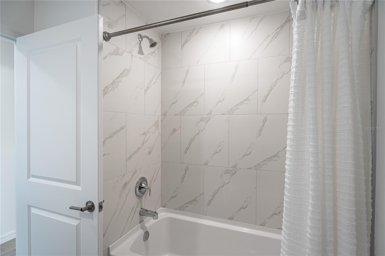 407 Sherbourne St Property Photo 14