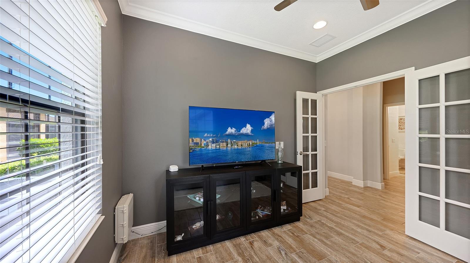 6423 Positano Ct Property Photo 11