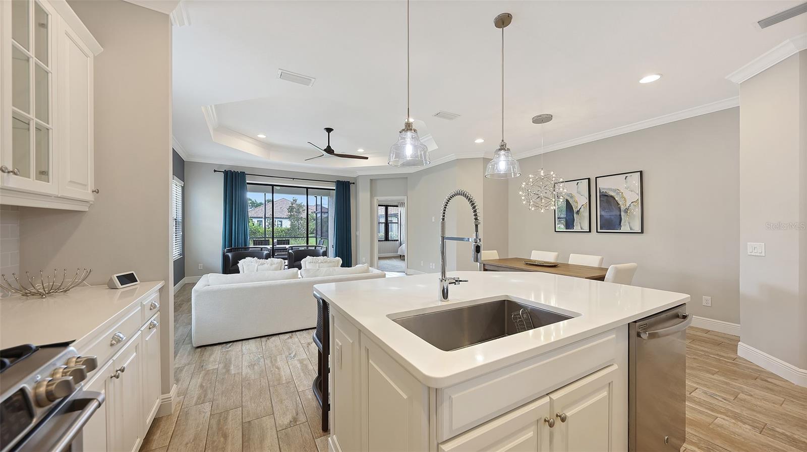 6423 Positano Ct Property Photo 15