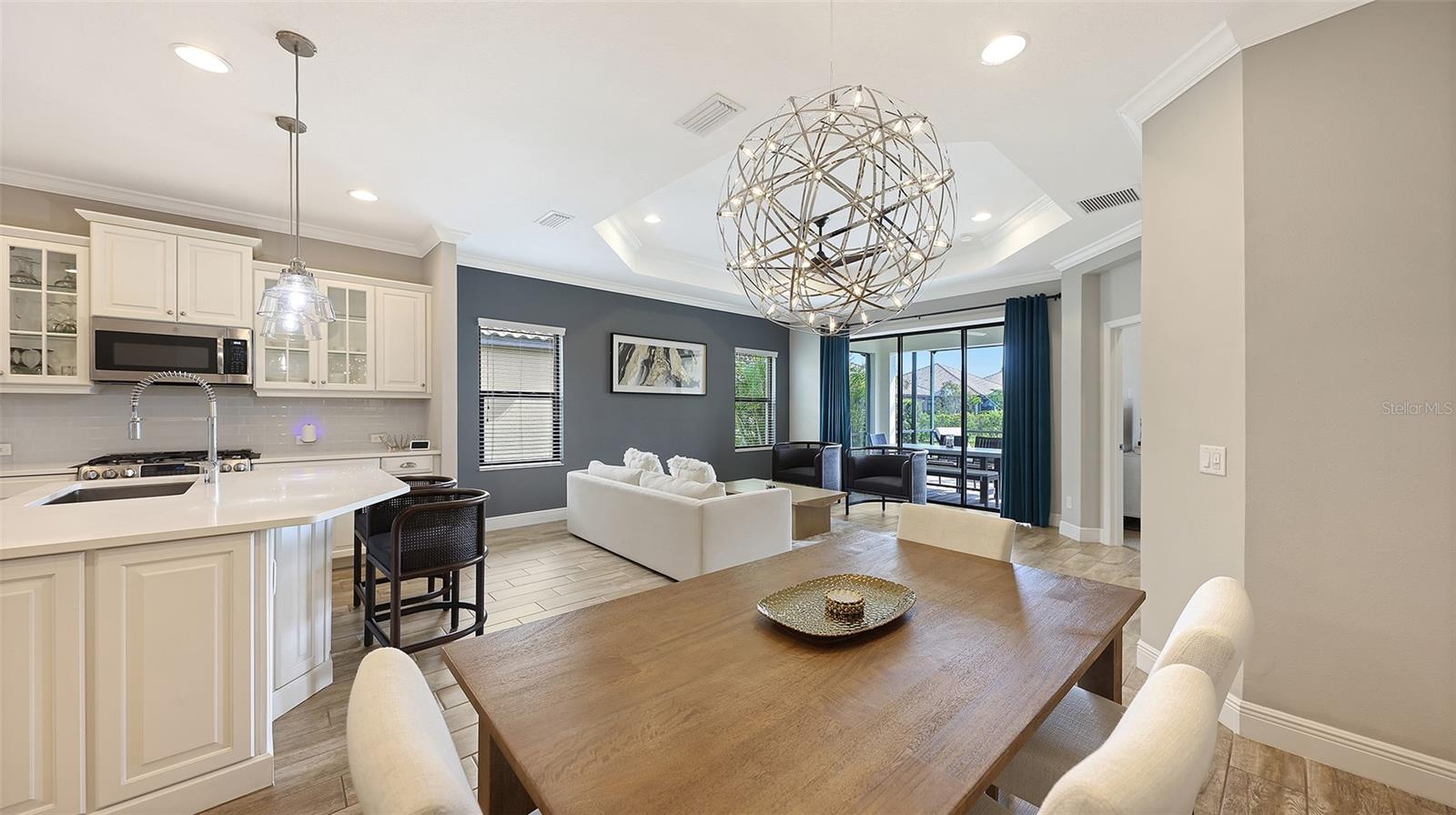 6423 Positano Ct Property Photo 16