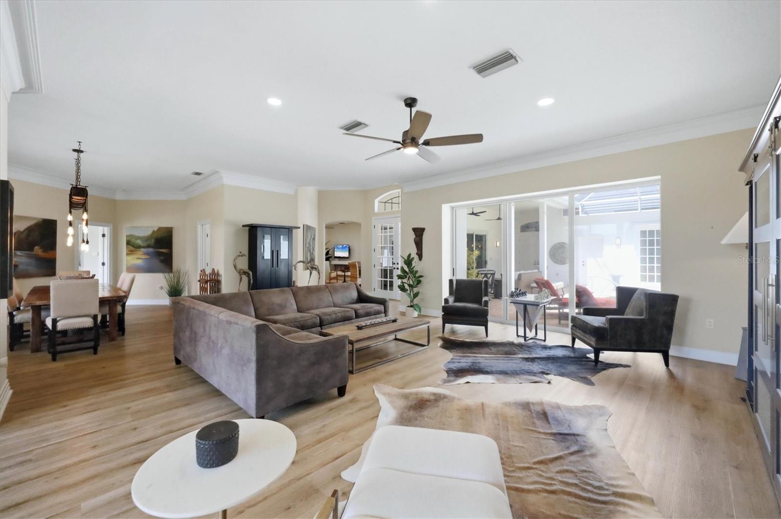 8708 Woodbriar Dr Property Photo 12