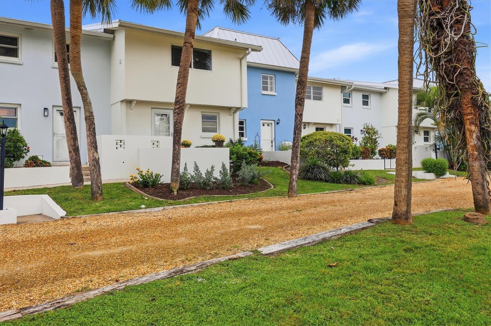 4532 Ocean Blvd #209 Property Photo 2