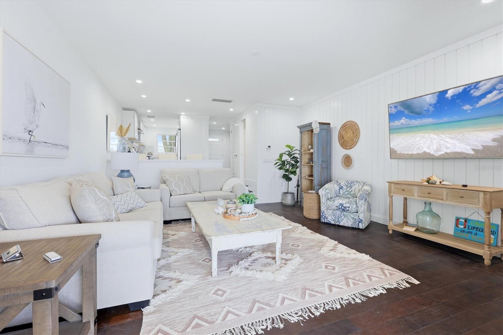 4532 Ocean Blvd #209 Property Photo 10