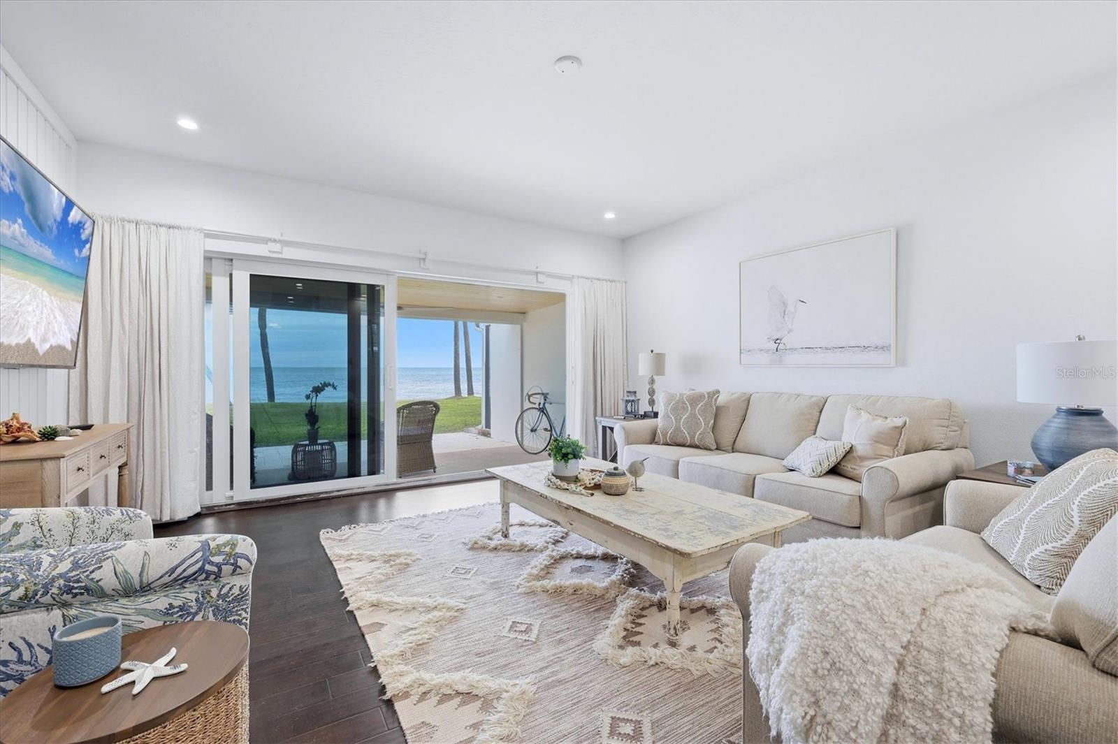 4532 Ocean Blvd #209 Property Photo 12