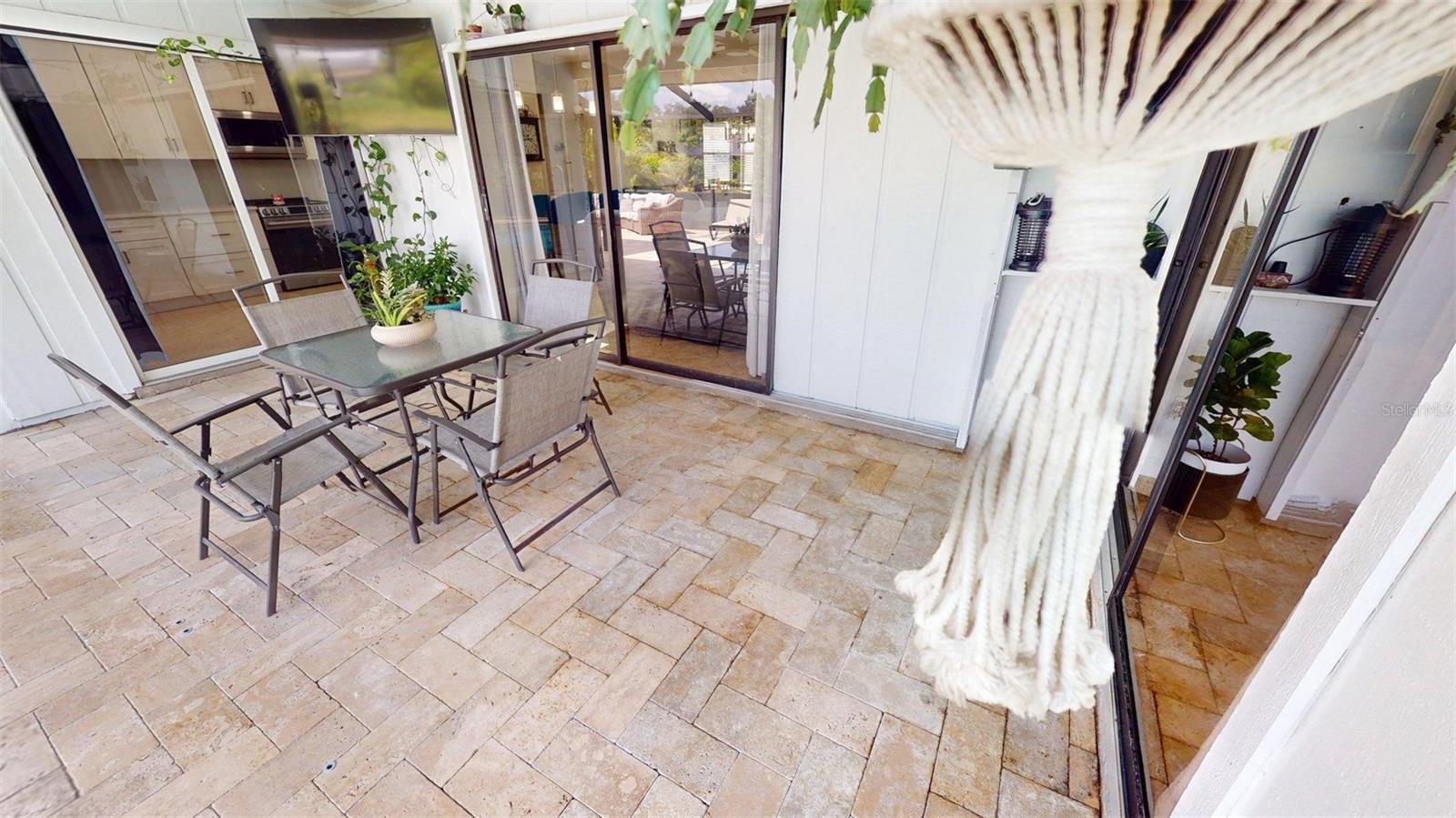 2461 Gold Oak Ct E Property Photo 22