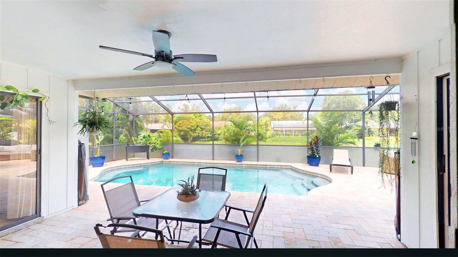 2461 Gold Oak Ct E Property Photo 27