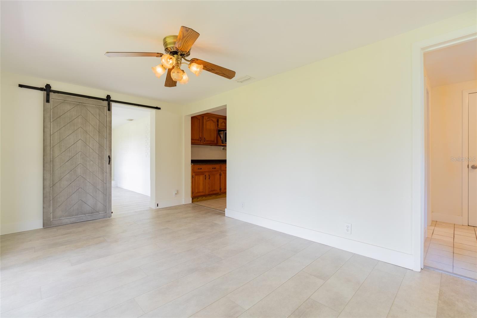 605 Barnes Pkwy Property Photo 25