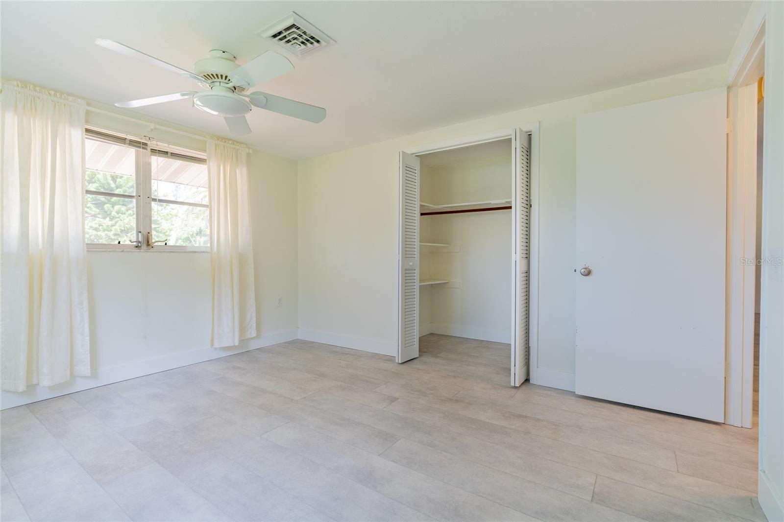 605 Barnes Pkwy Property Photo 31