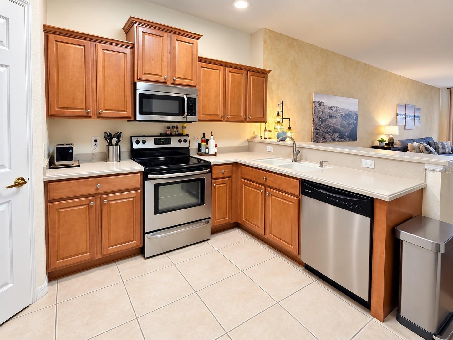 8318 Summer Greens Ter Property Photo 7
