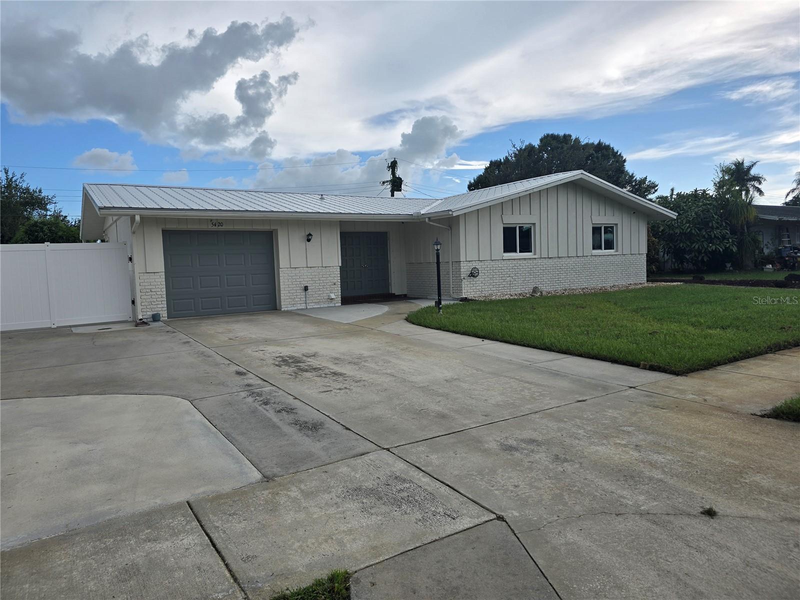 5420 Starwood Pl Property Photo 1