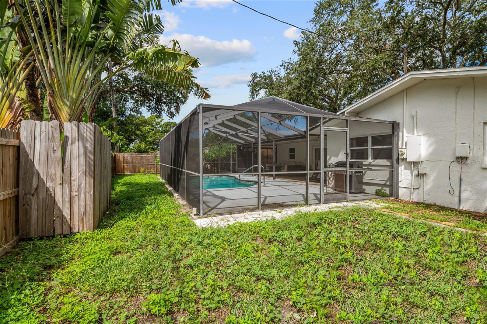 1863 Monica Dr Property Photo 37