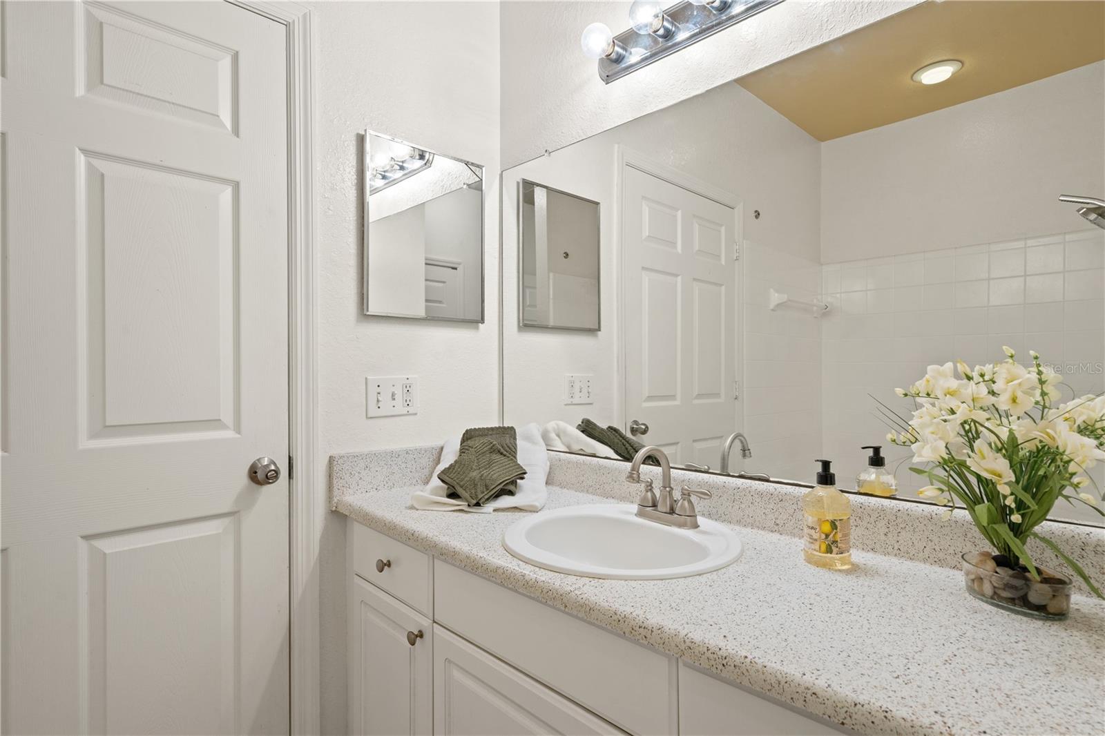 5561 Rosehill Rd #103 Property Photo 17