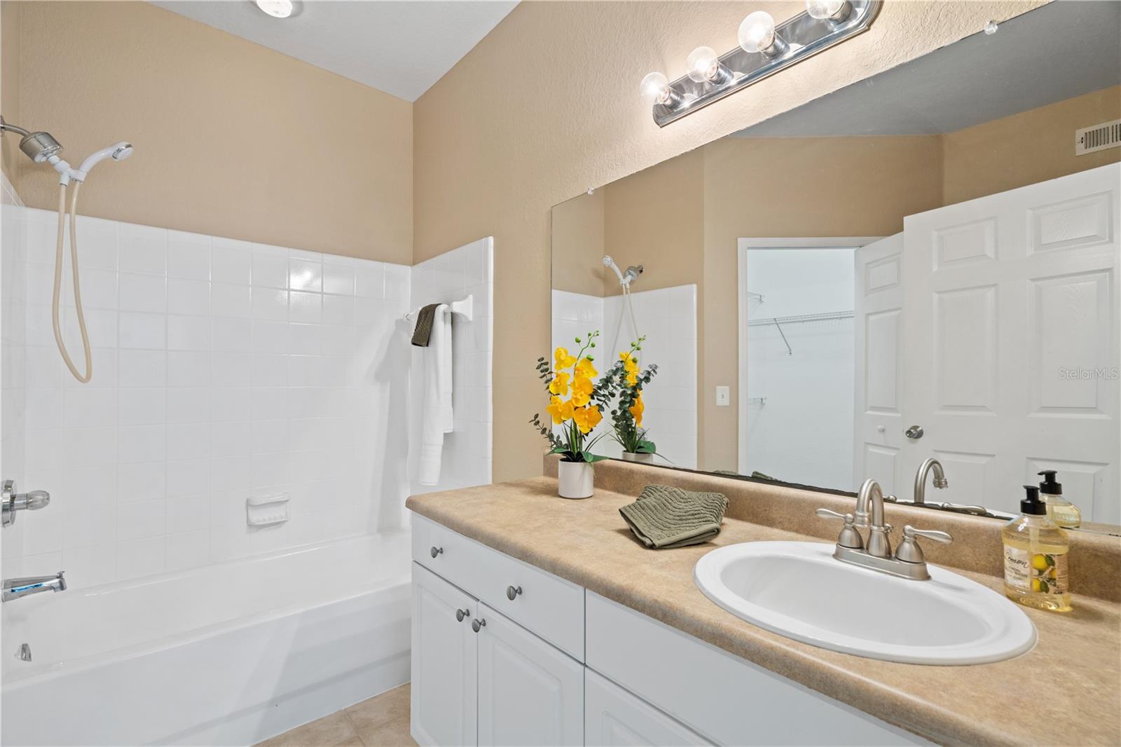 5561 Rosehill Rd #103 Property Photo 22
