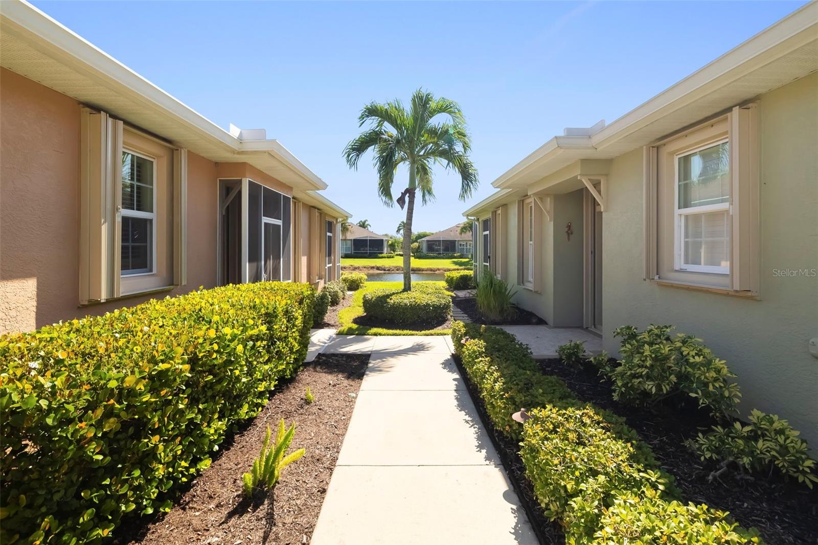 292 Capulet Dr Property Photo 6