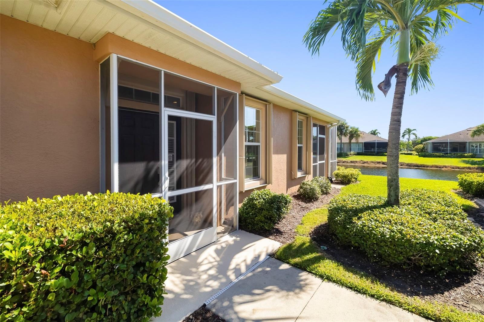 292 Capulet Dr Property Photo 7