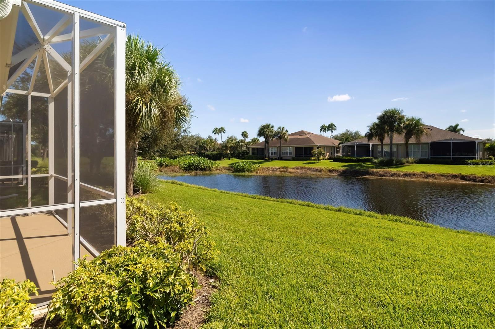 292 Capulet Dr Property Photo 14