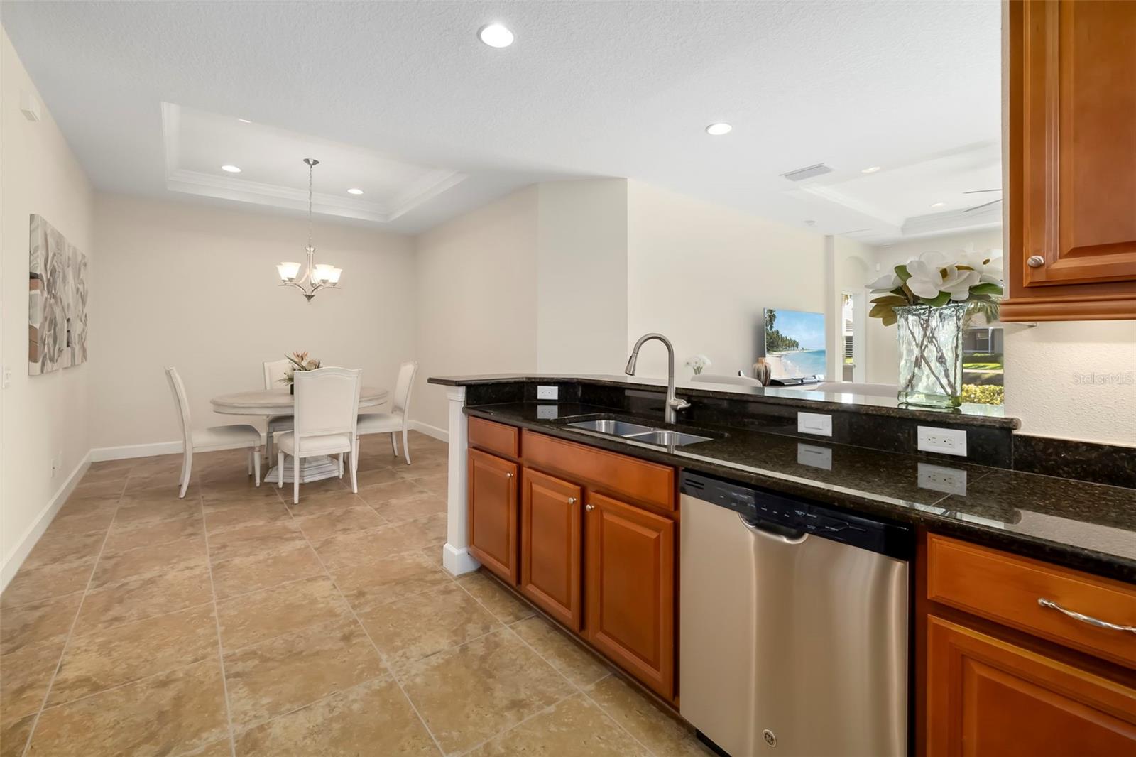 292 Capulet Dr Property Photo 25