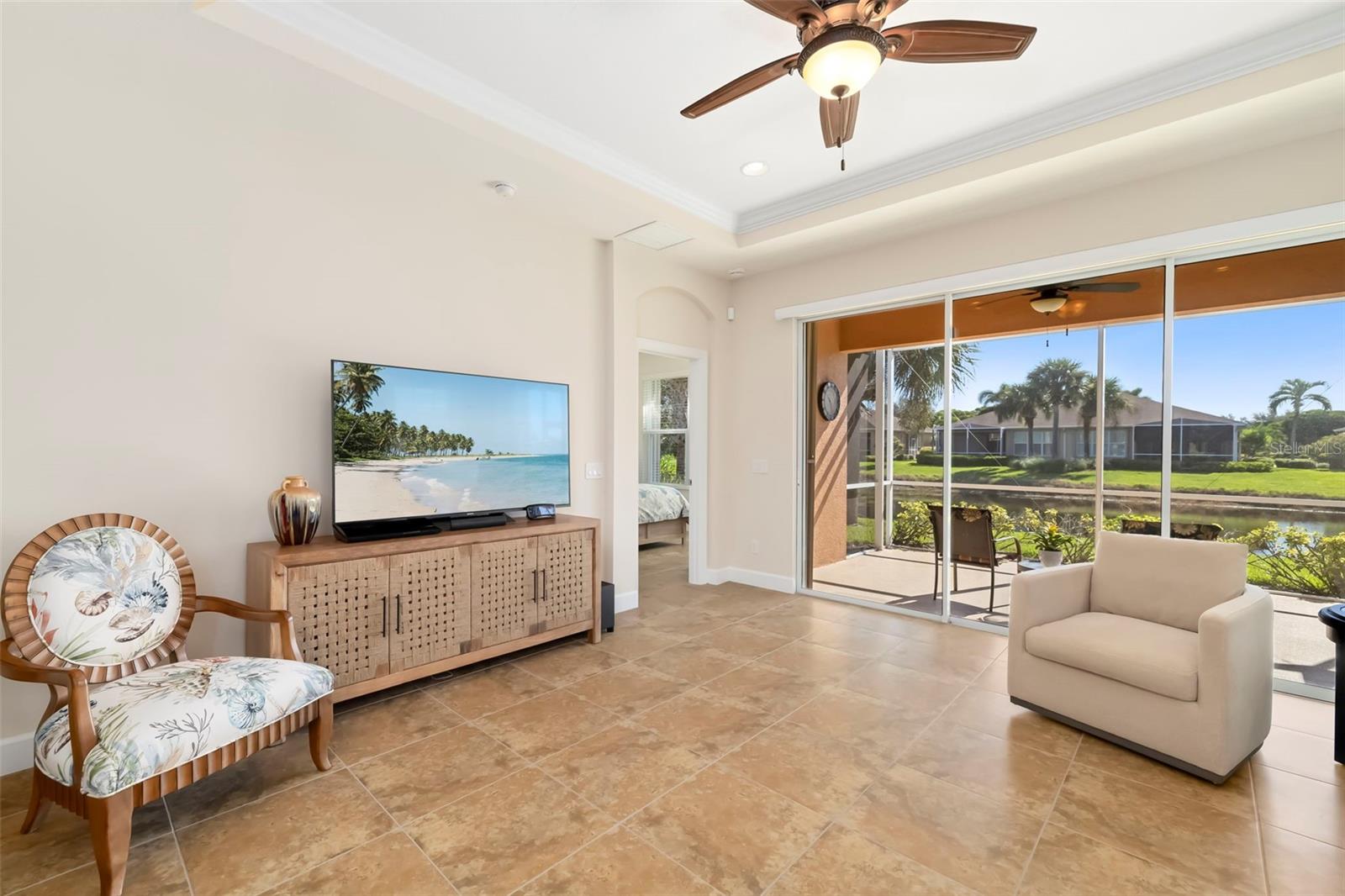 292 Capulet Dr Property Photo 30