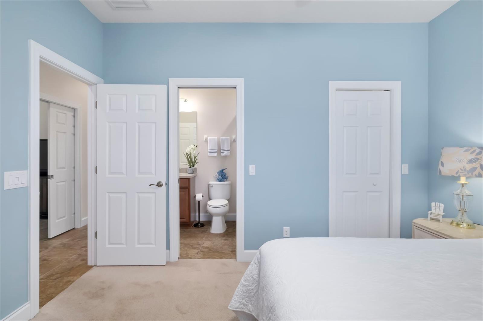 292 Capulet Dr Property Photo 47