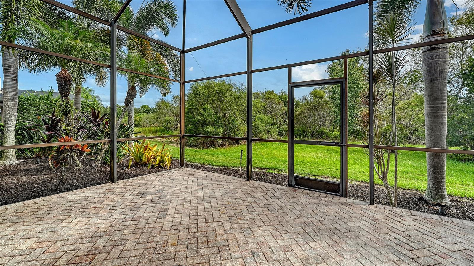 6607 The Masters Ave Property Photo 50