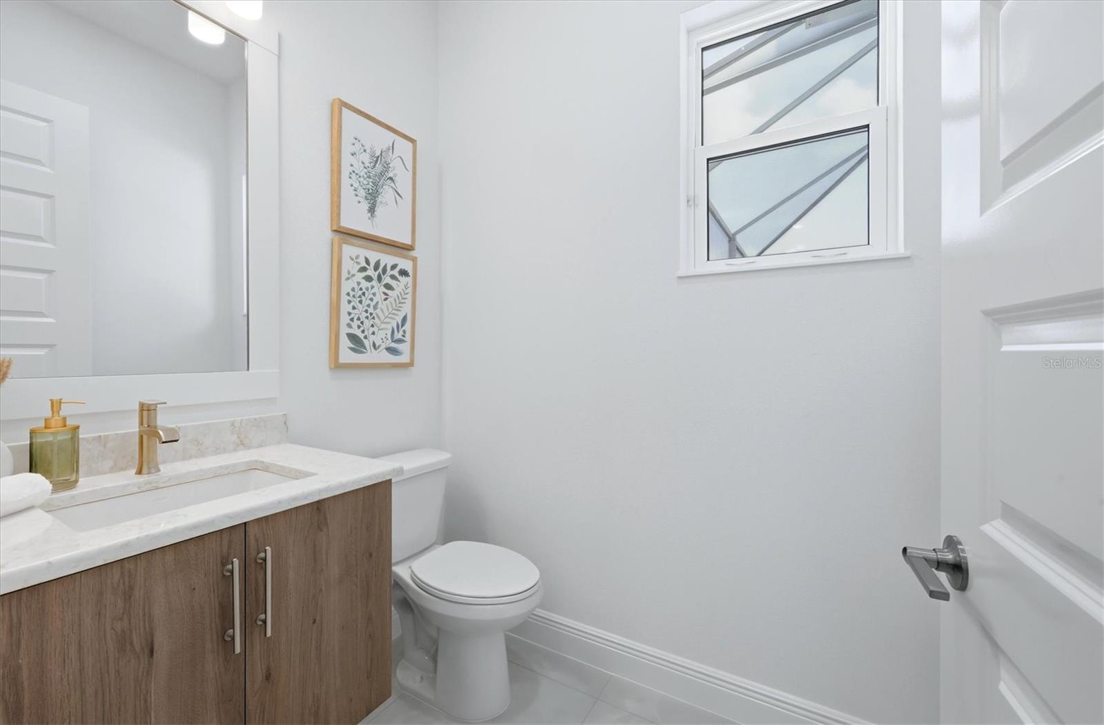 844 Blue Shell Loop Property Photo 14