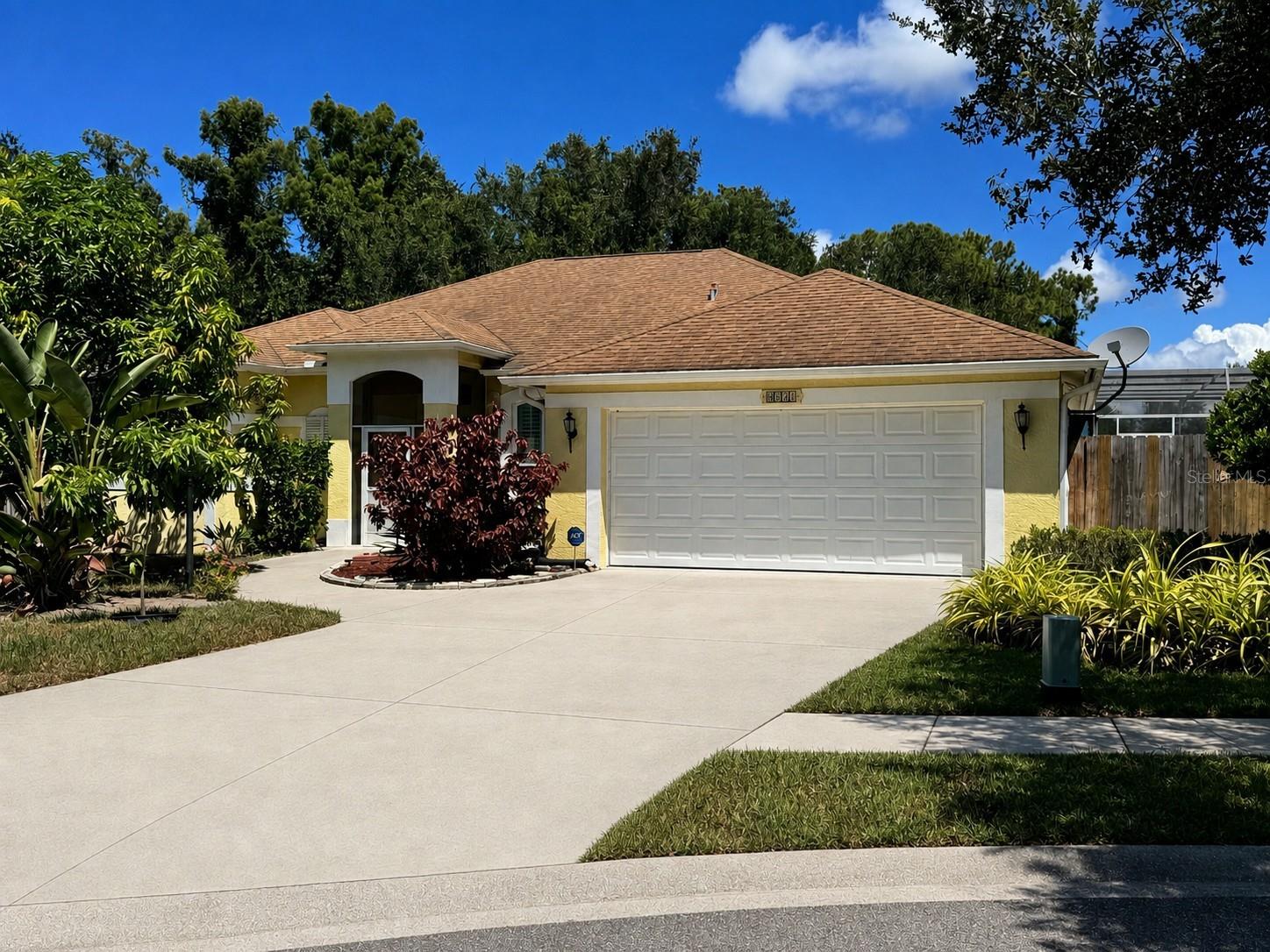5631 Bent Oak Dr Property Photo 1