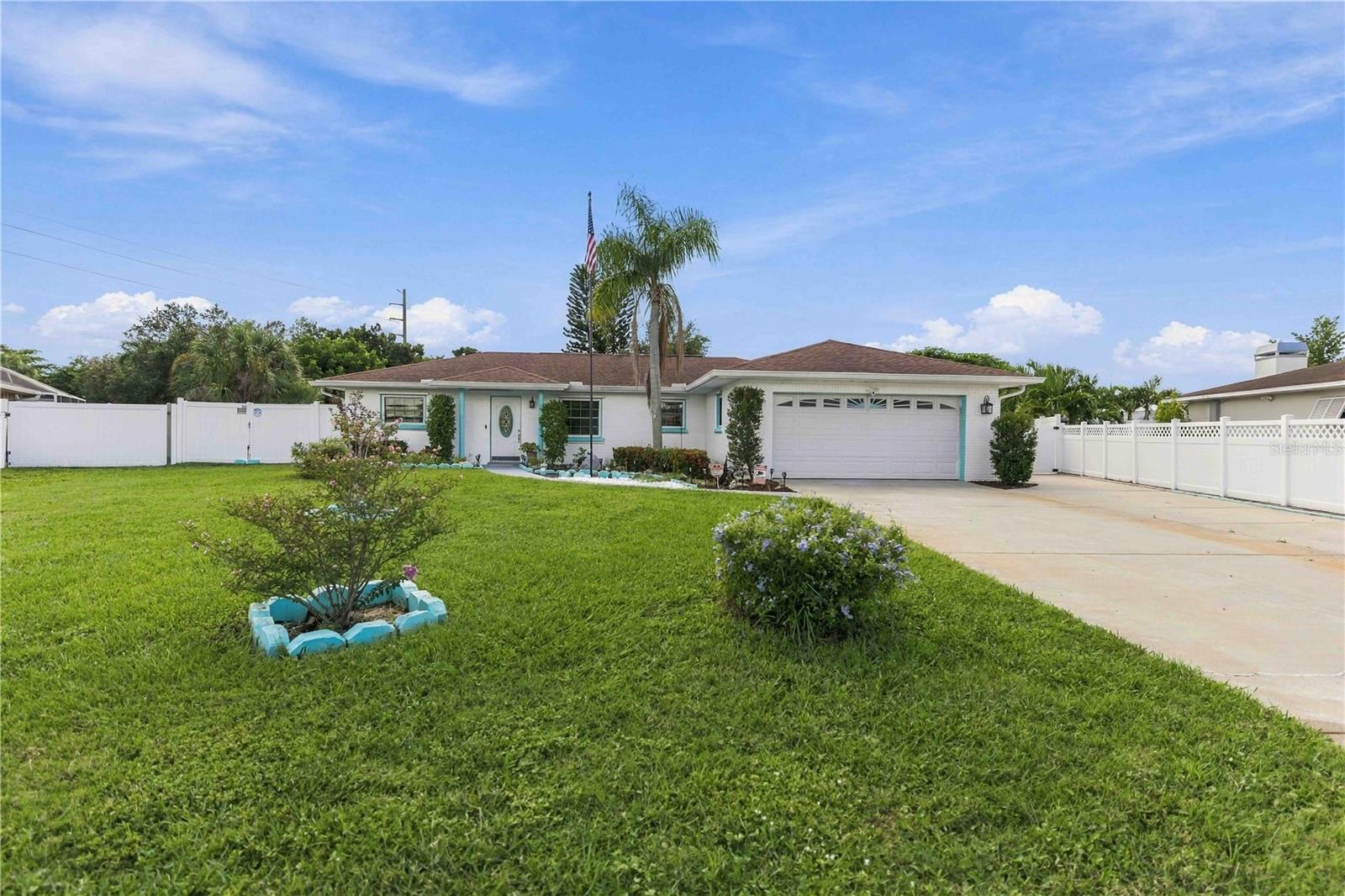 7221 8th Avenue Loop W Property Photo 1