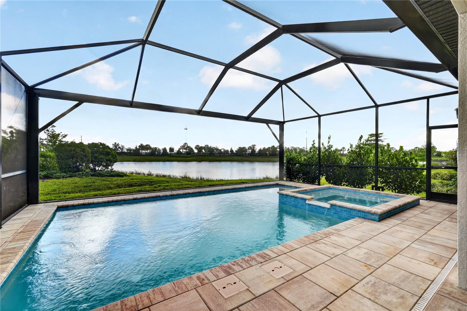 6204 Fish Eagle Ct Property Photo 4