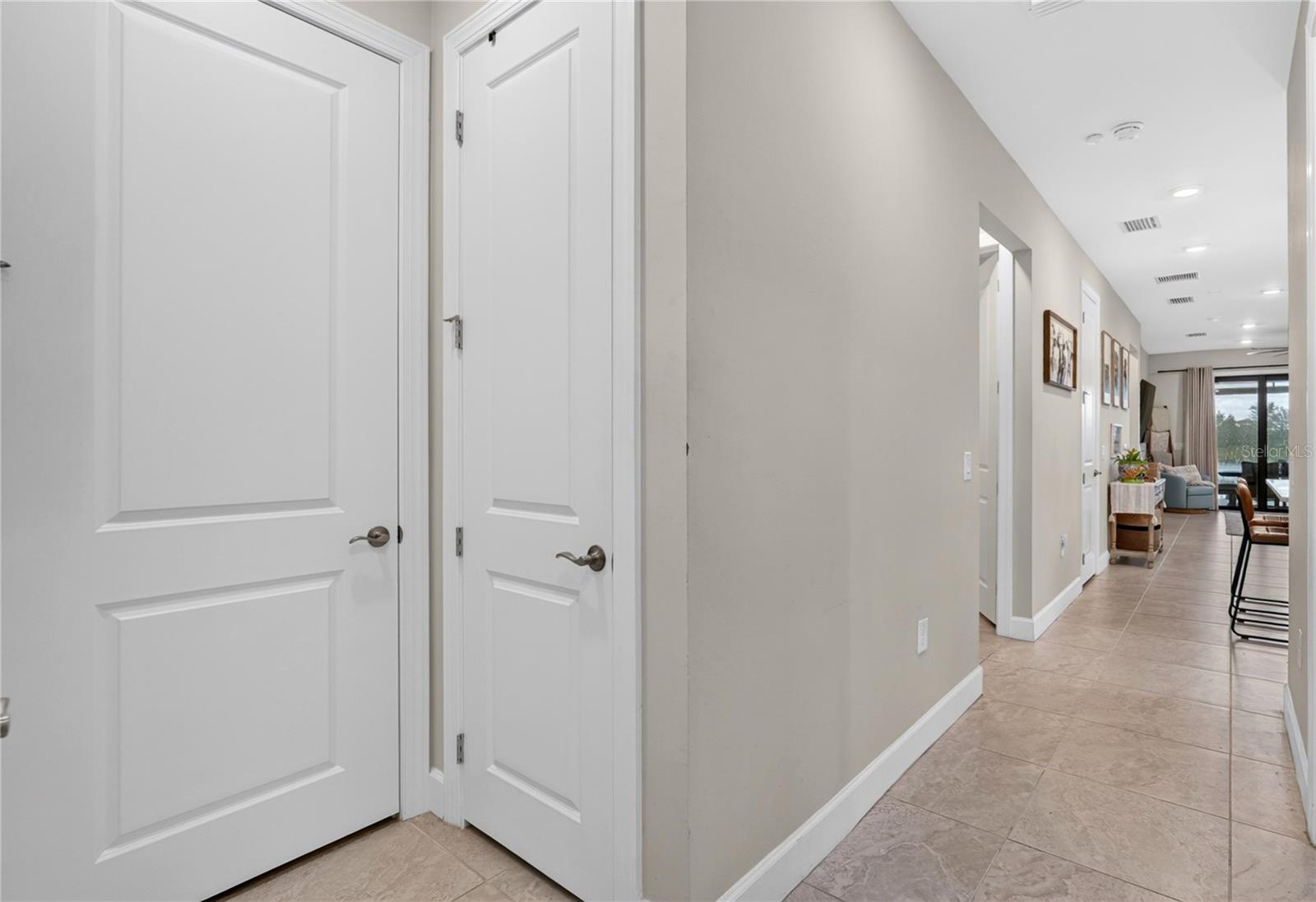 6204 Fish Eagle Ct Property Photo 9