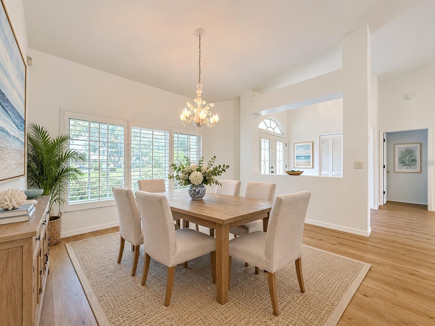 4415 Highland Oaks Cir Property Photo 6