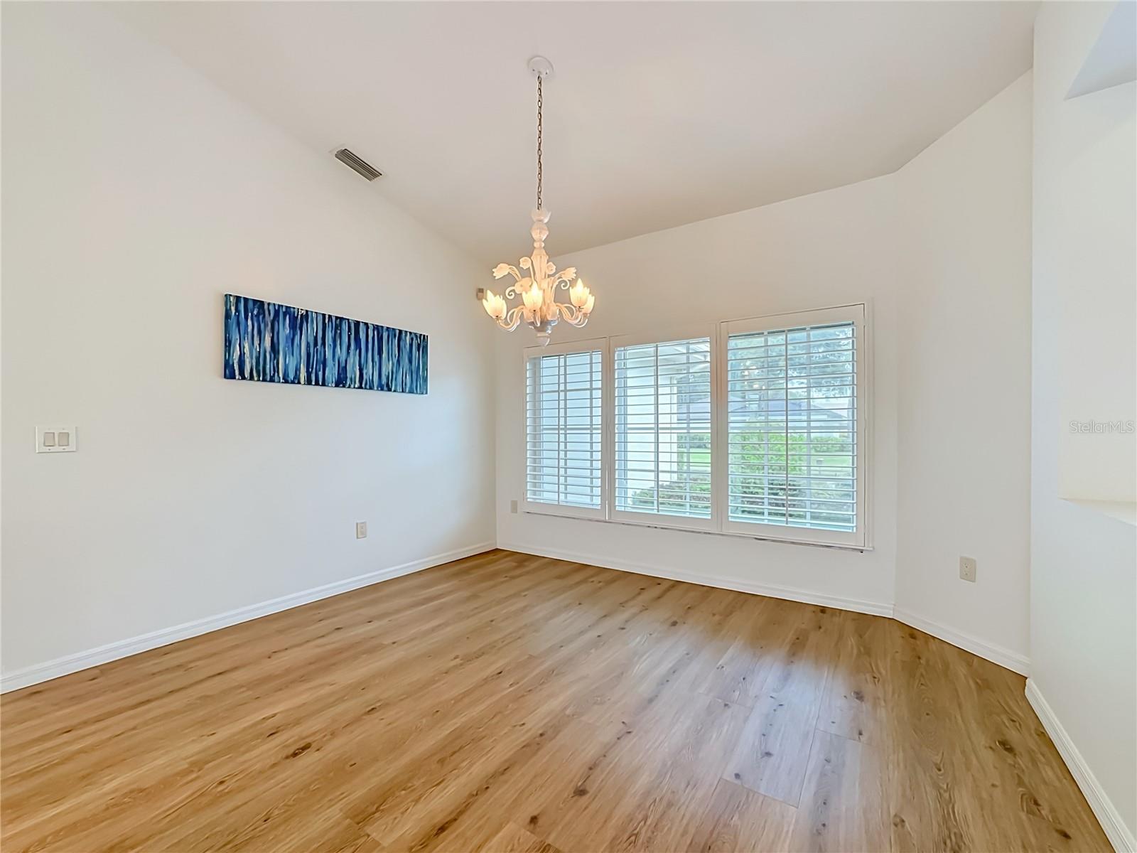 4415 Highland Oaks Cir Property Photo 11