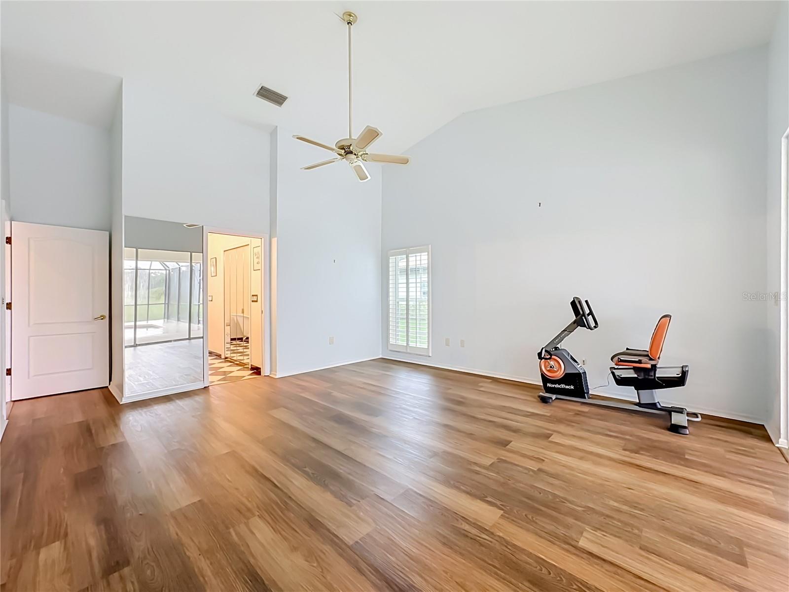 4415 Highland Oaks Cir Property Photo 28