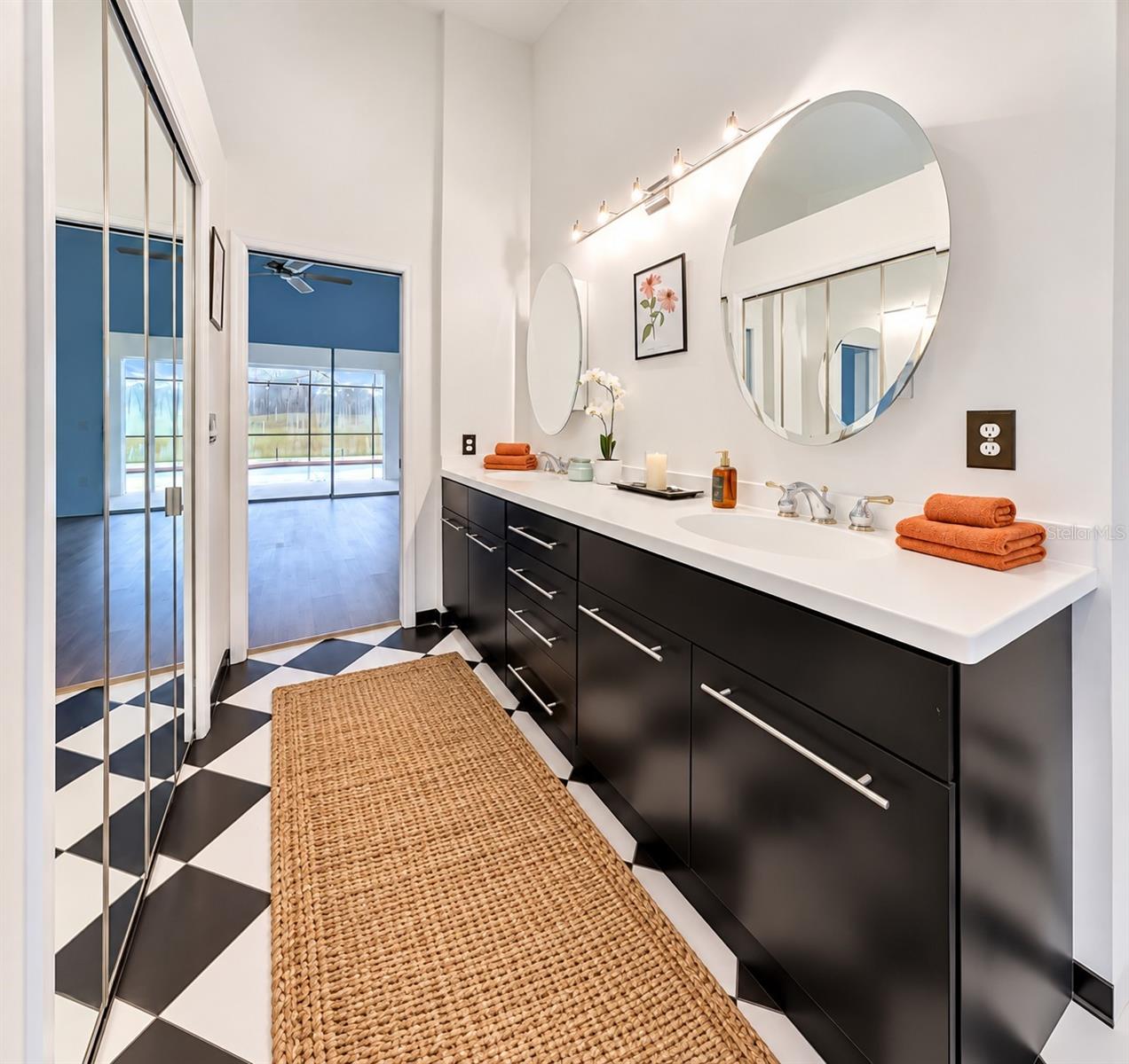 4415 Highland Oaks Cir Property Photo 33