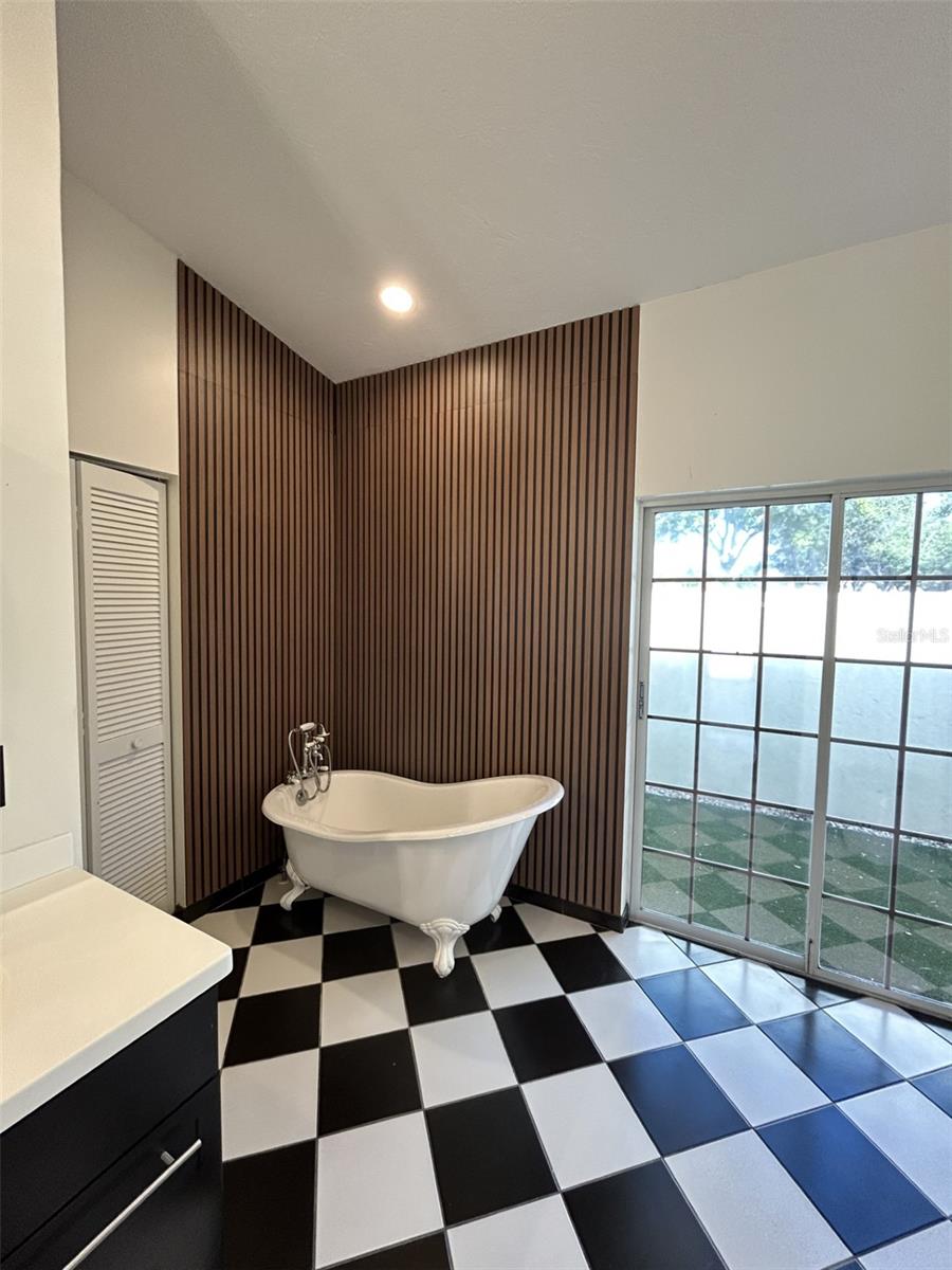 4415 Highland Oaks Cir Property Photo 35