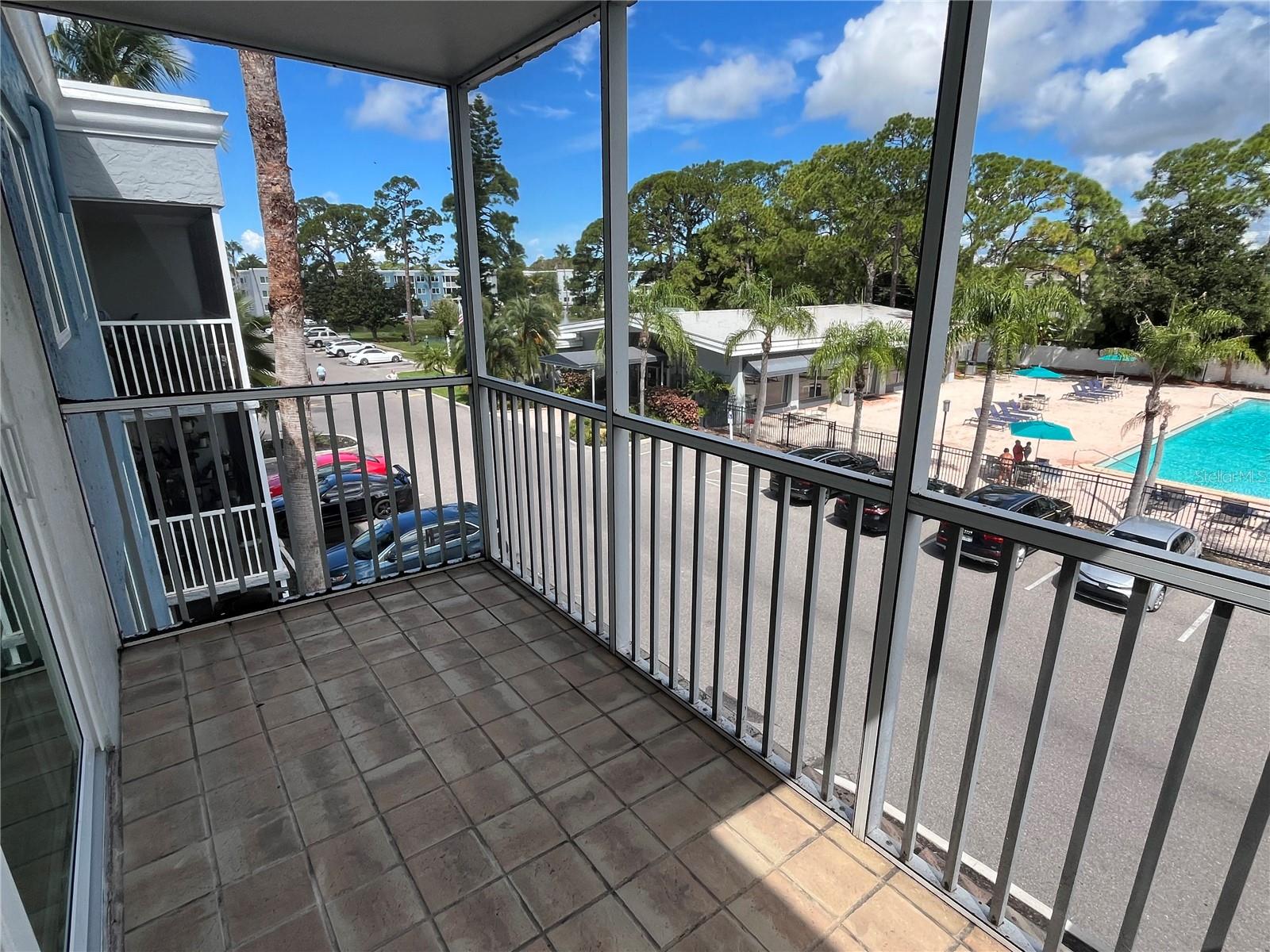 2740 Coconut Bay Ln Ln #3310 (3j) Property Photo 6