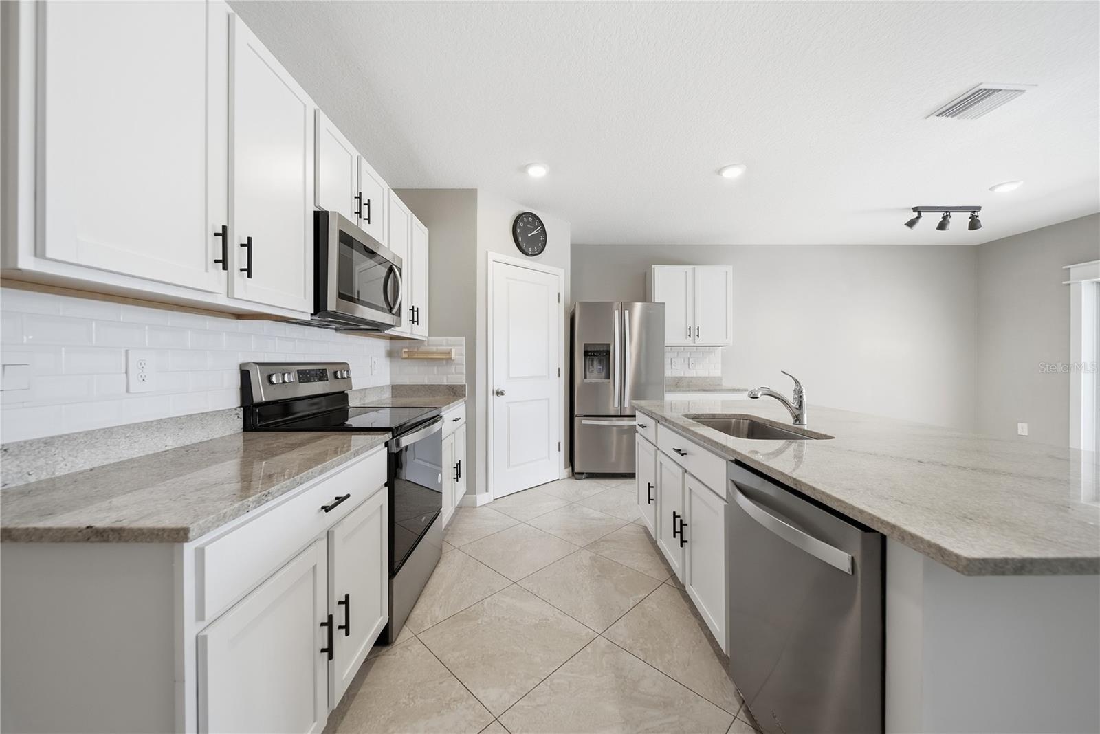 5120 Vecchio Ct Property Photo 24