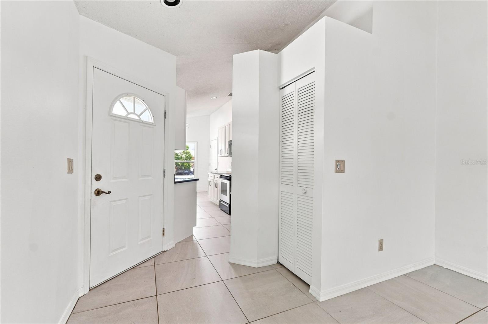 3248 Gulf Watch Ct Property Photo 7