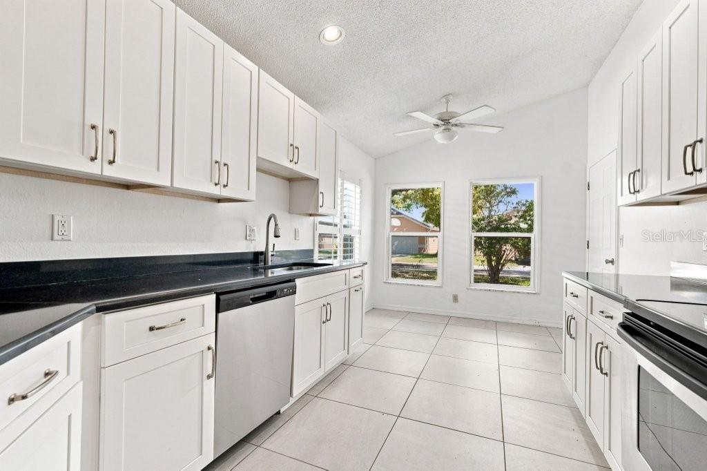3248 Gulf Watch Ct Property Photo 9