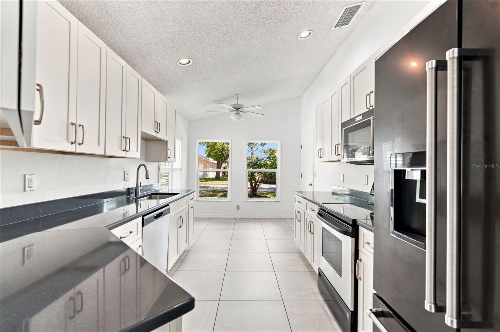 3248 Gulf Watch Ct Property Photo 11