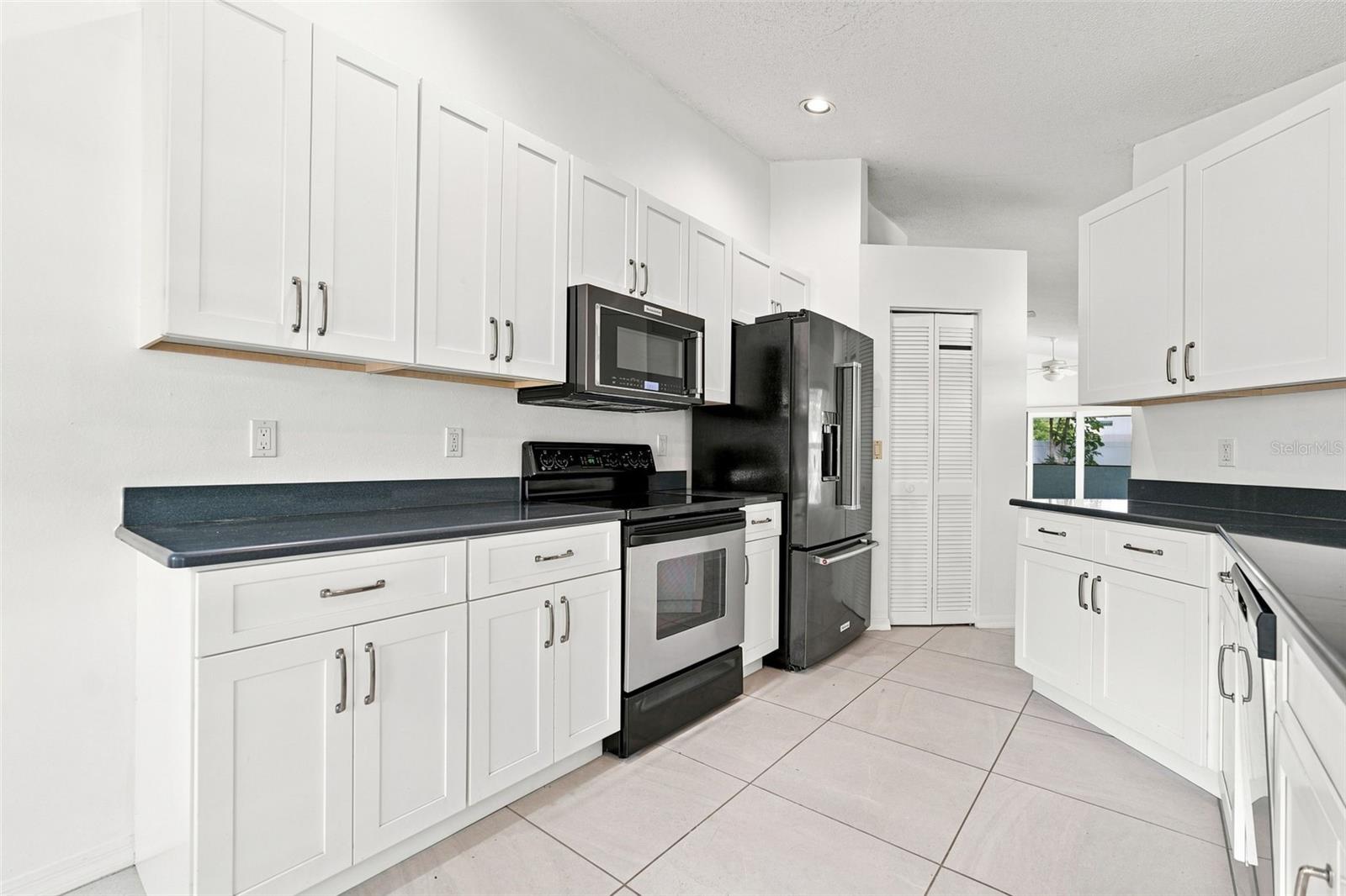 3248 Gulf Watch Ct Property Photo 15