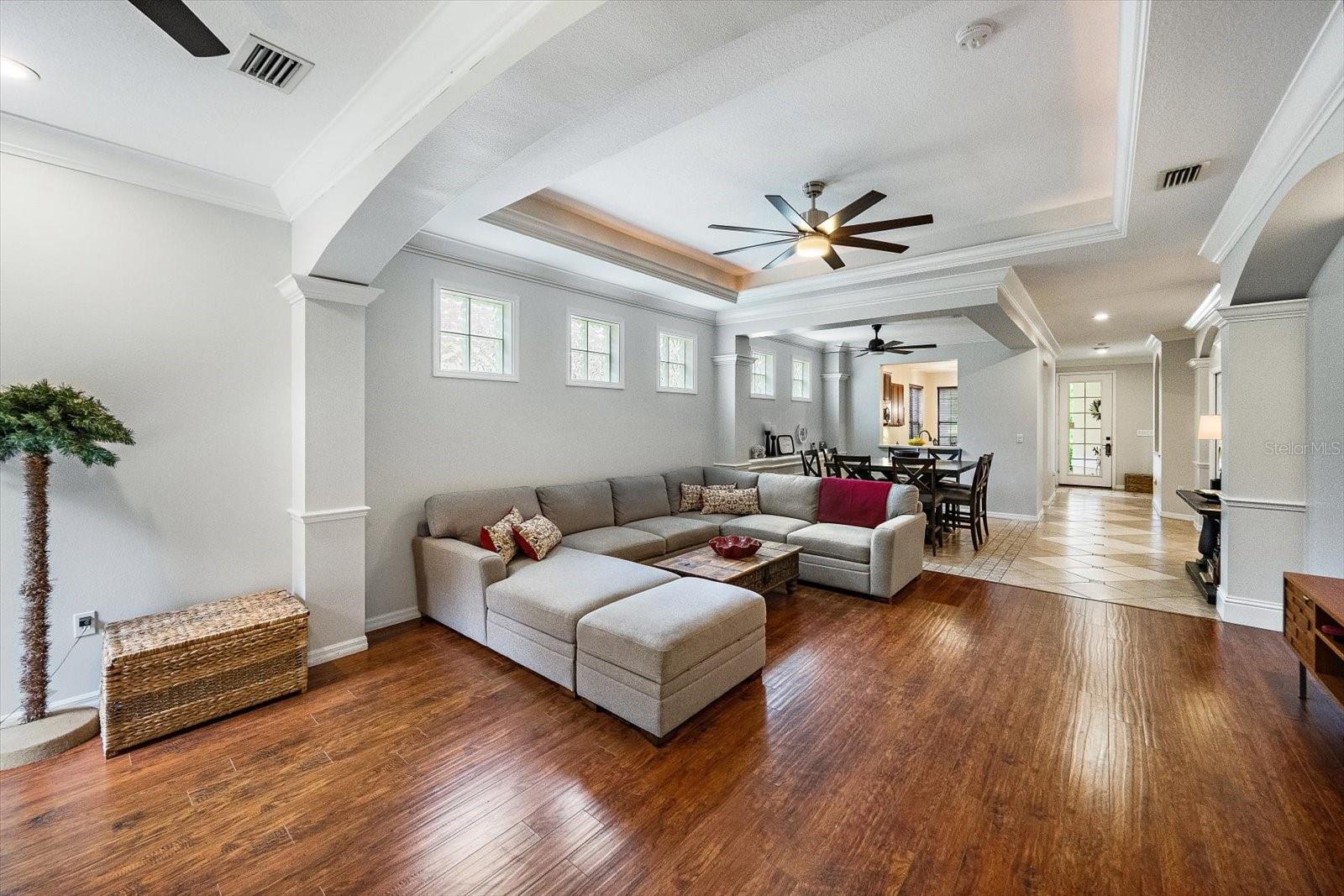 6059 Wingspan Way Property Photo 8