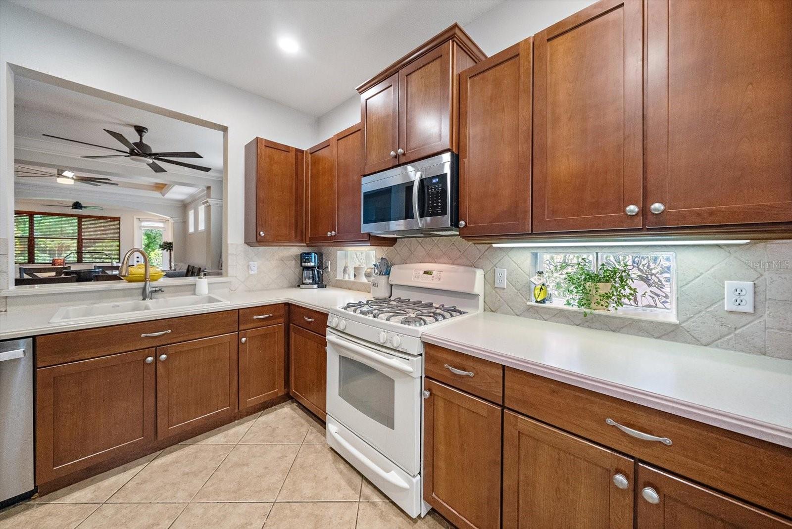 6059 Wingspan Way Property Photo 13